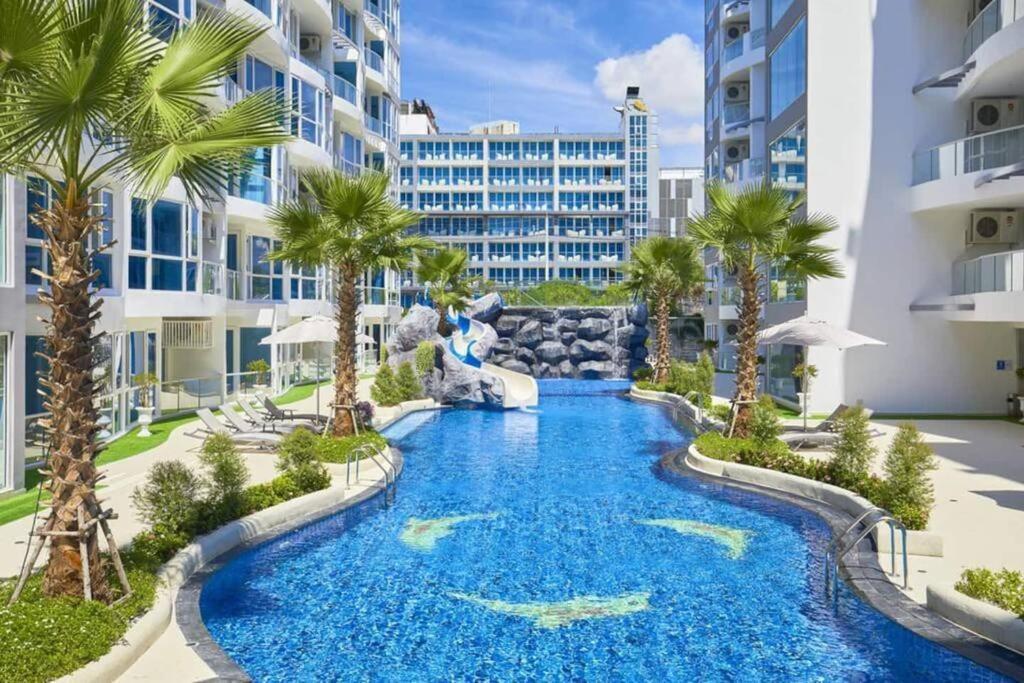 Апартаменты Large Luxury, Pool View, Grand Avenue, Pattaya - 202 Экстерьер фото