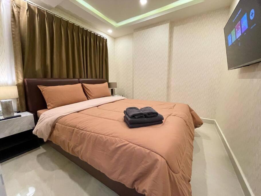 Апартаменты Large Luxury, Pool View, Grand Avenue, Pattaya - 202 Экстерьер фото
